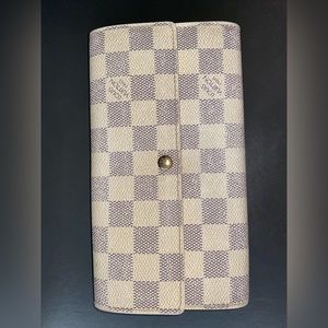 Louis Vuitton Damier Azur wallet
